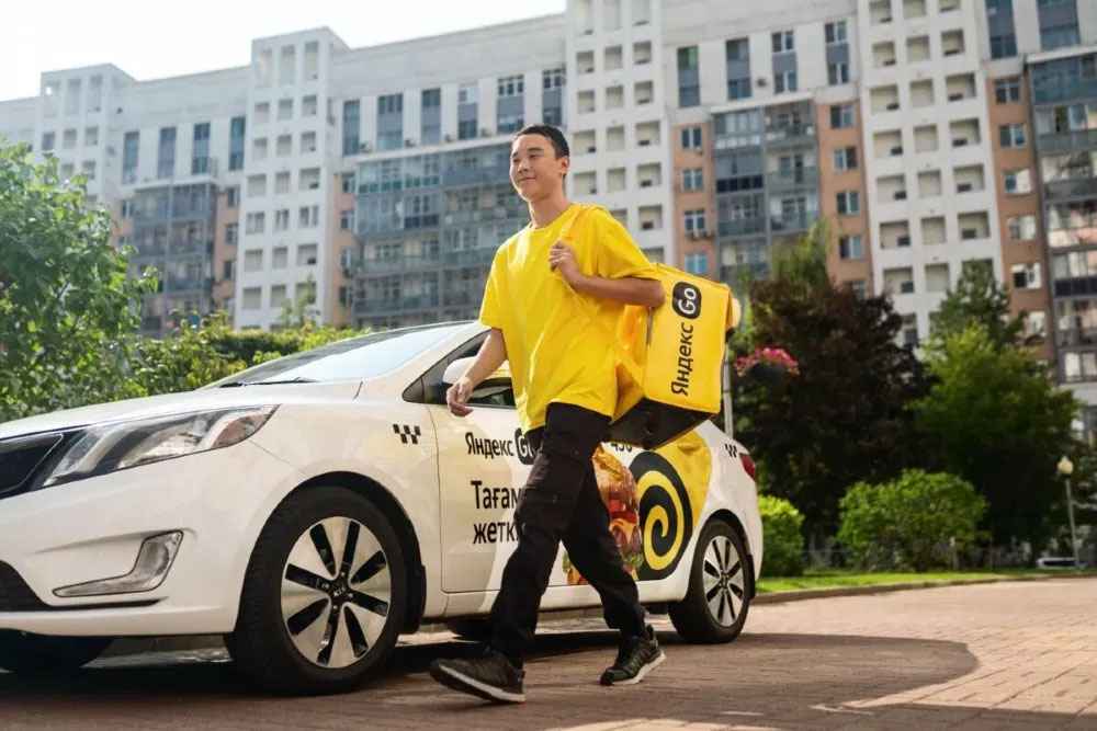 Работа Яндекс курьером